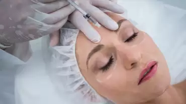 Advantages & Disadvantages of the Botox Treatment